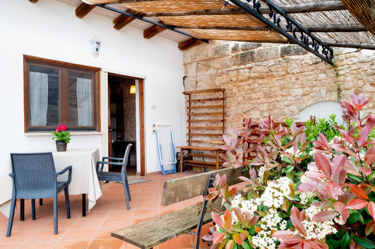 Villa Casina Dei Preti à Conversano Extérieur photo